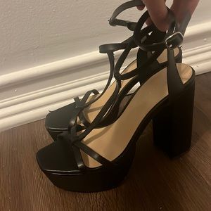 Free people t strap platform sandals, women’s size 8, 4.5inch heel